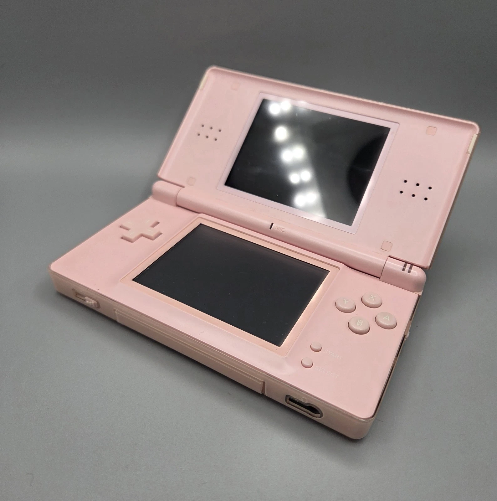 Nintendo DS Lite Rosa nach der Aufbereitung