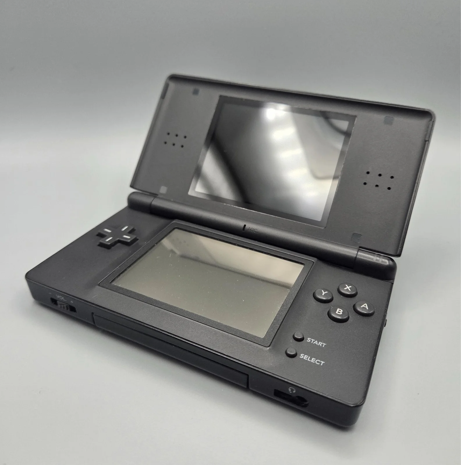 Aufbereiteter Nintendo DS Lite in Schwarz